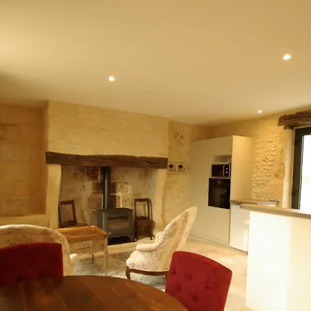 펜션 Les Maisons Du Cheylard-lascaux Les Farges (Sarlat-la-Caneda)