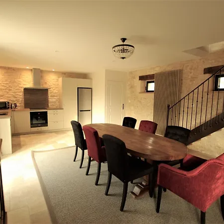 Les Maisons Du Cheylard-lascaux *