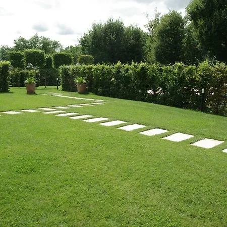 Les Maisons Du Cheylard-lascaux 펜션 *